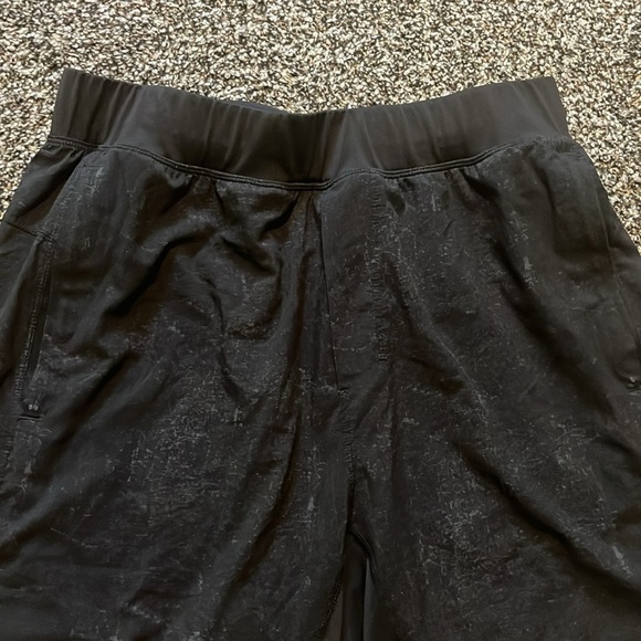 Alphalete Men’s Shorts - Picture 2 of 8